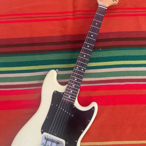 1979 Fender Musicmaster Olympic White