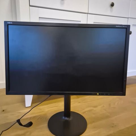 Nec multisync ex231w lcd skjerm