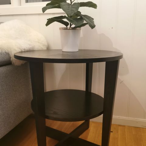 Sidebord / sofabord (Ikea Vejmon) (RESERVERT)