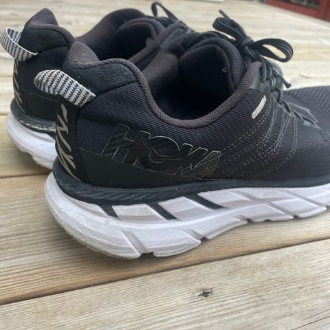 Hoka clifton