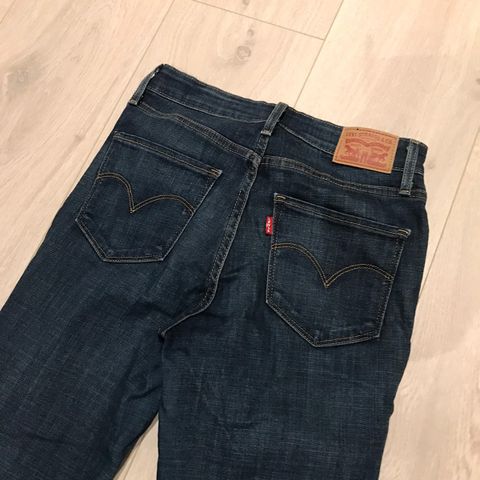 Levis jeans 721 str. 27