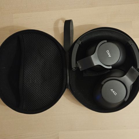 AKG N700 ncm2 selges