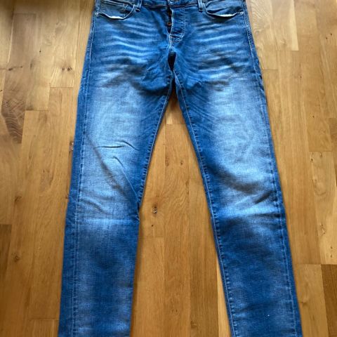 Jack & Jones jeans str 34/32