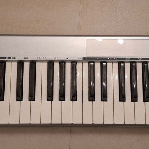 Keyboard - m-audio keystation 49e