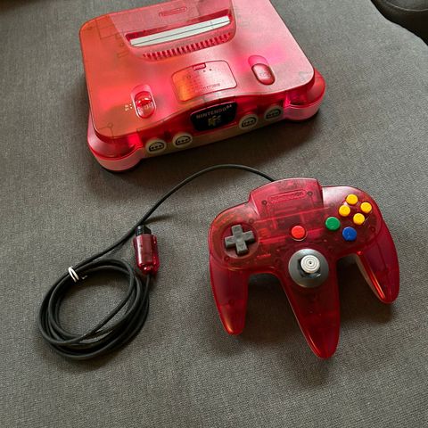 Funtastic Nintendo 64 - Clear/Red - Sjelden utgave