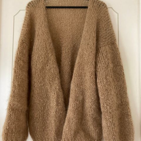 Facile cardigan, lang model. Str.xl, strikket i Ballerina Chunky Mohair