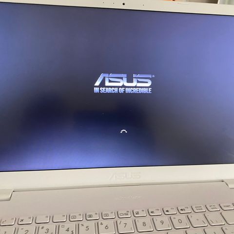 Asus vivobook laptop