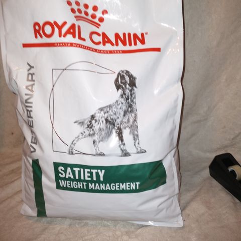 Each  Royal Canin  Slanke for