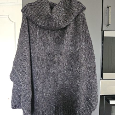 Varm poncho / jakke