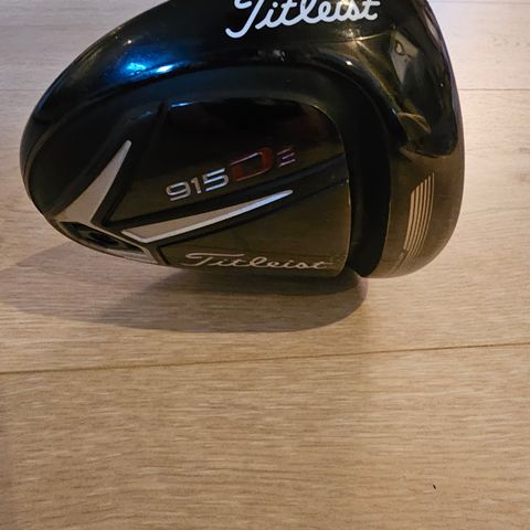 Titleist 915d2 driver