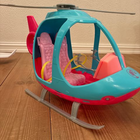 Barbie helikopter