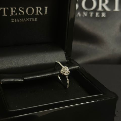 Forlovelsesring / giftering / diamantring