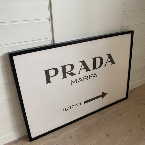 Prada Marfa plakat selges!