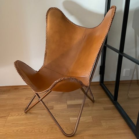 Butterfly chair in real leather