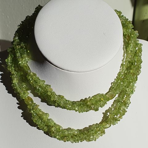 Peridot Chip Bead Gems of Distinction Necklace 60cm Halskjeder 320cts