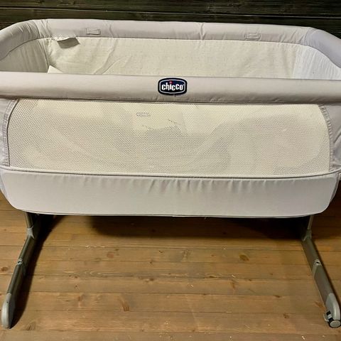 Chicco Next2Me bedside crib - babyseng