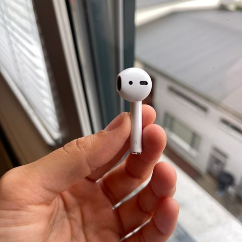 AIRPODS 1ST GEN (right only)