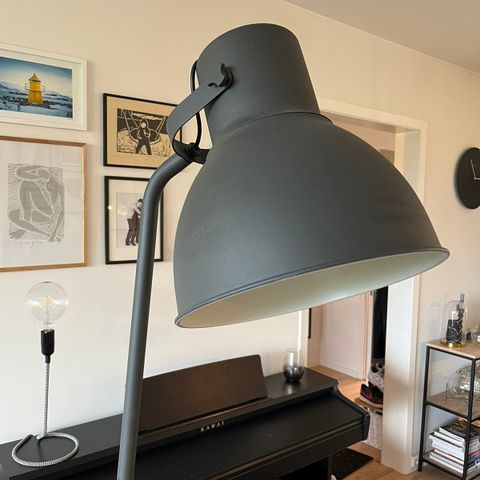 IKEA HEKTAR gulvlampe