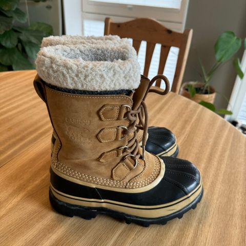 Sorel Caribou - str 38