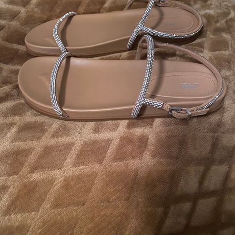 Søte sandaler fra Zara