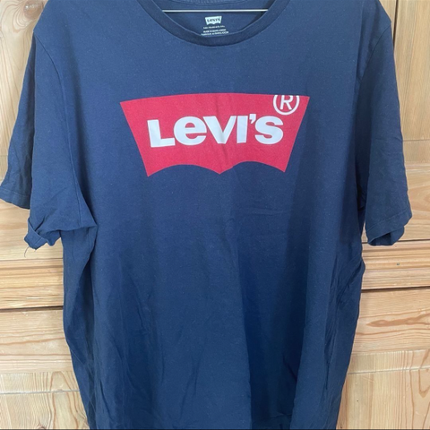 Levis t-skjorte