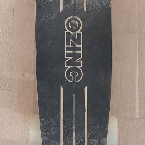 Zinc elektrisk skateboard