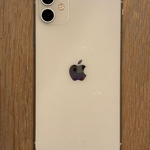 Hvit iPhone 11, 128gb minne