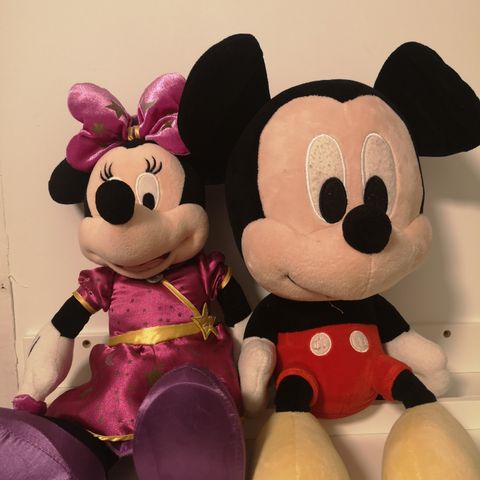 Minnie and mickey mouse