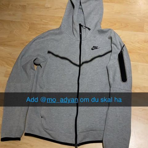 Nike tech fleece genser str S