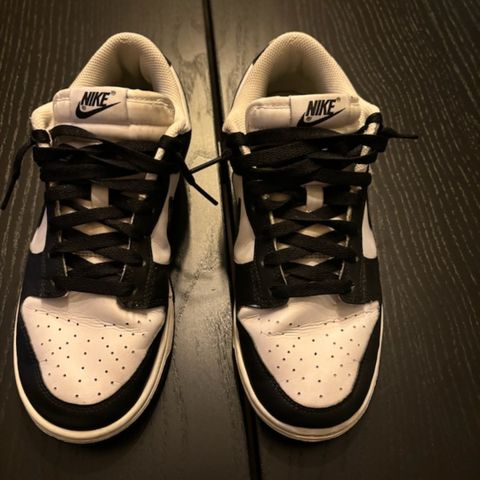 Nike dunk low panda str 40