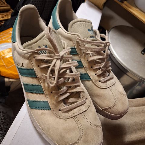 Adidas gazelle