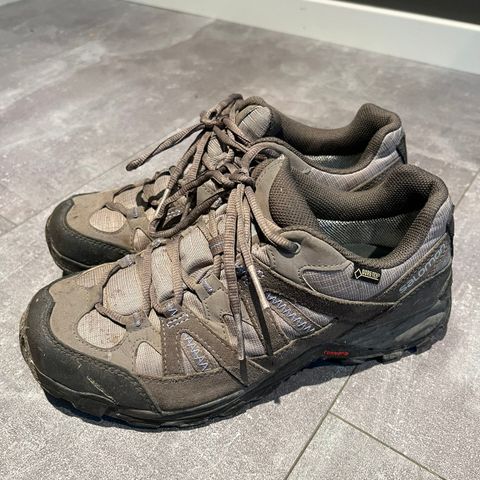 Salomon gore-tex sko