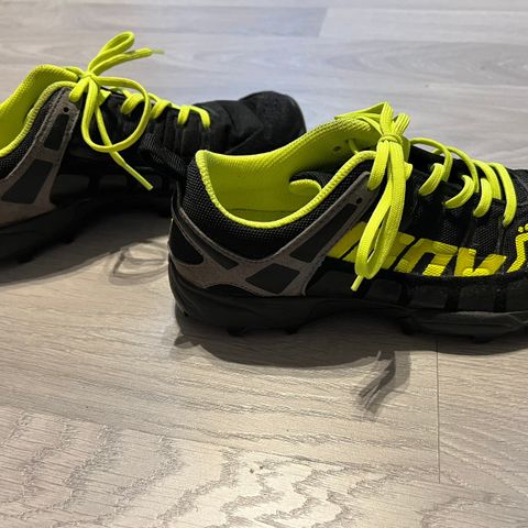 Inov-8 X-Talon 212 Trail joggesko str.37