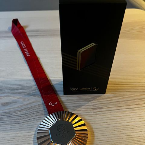 Samsung Z Flip6 Olympic Edition