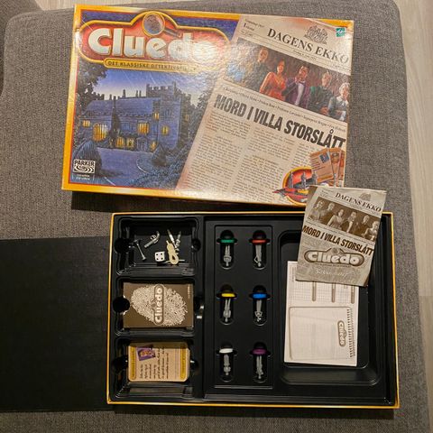 Cluedo brettspill fra 2000