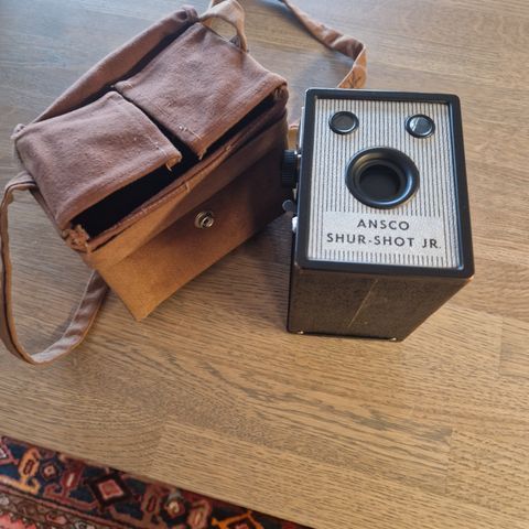 VINTAGE KAMERA ANSCO SHUR-SHOT JR.