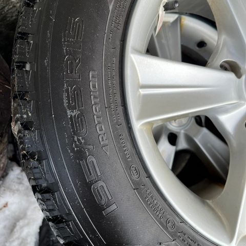 195 x 65 R15 Nokian Hakkapeliitta  Vinterdekk