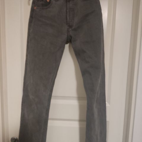 Levis501, sort/grå. W 25 L 32