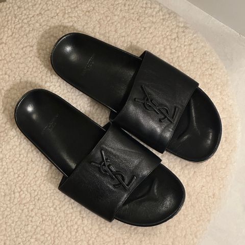 Saint Laurent leather sandals