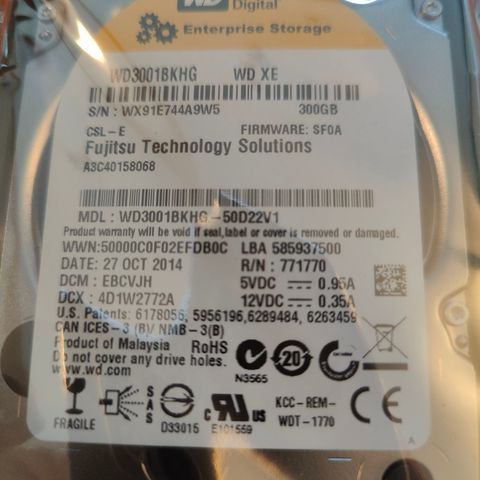 Fujitsu SAS 300GB 10K 2.5" harddisk i ramme