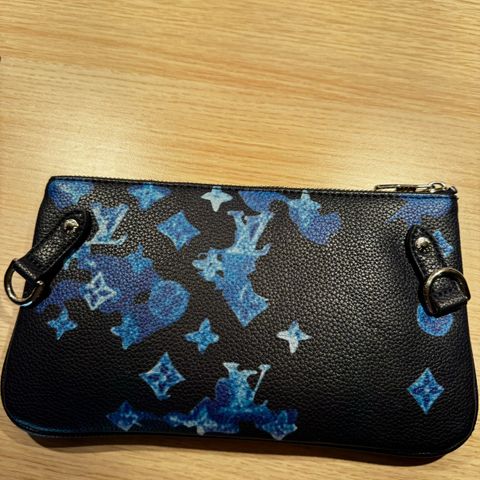 Louis Vuitton "bag"