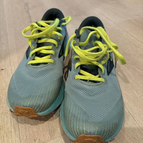 Brooks Catamount terrengsko, str 41