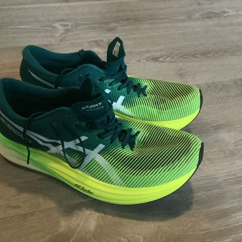 Asics Metaspeed Edge + str. 44.5