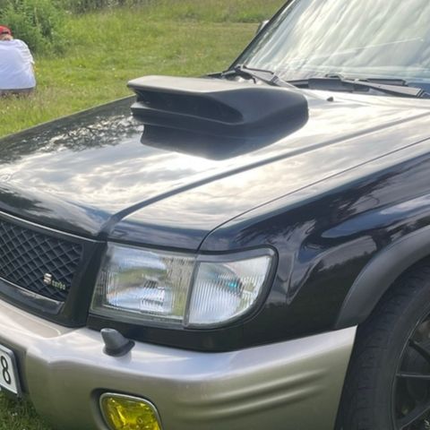 Subaru Forester sf5 hood scoop