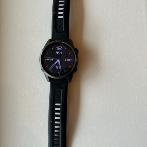 Garmin Fenix 7S 42mm Sapphire Solar