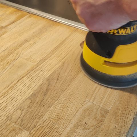 Slipemaskin DeWalt til leie