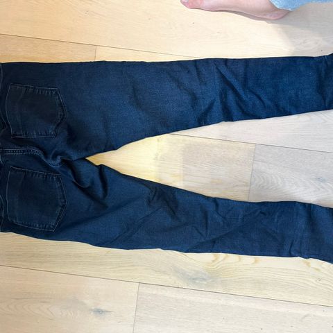 Never denim jeans strl M stretchy jeans