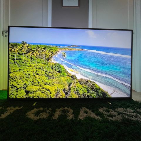 Philips 65” 4k UHD led Smart TV