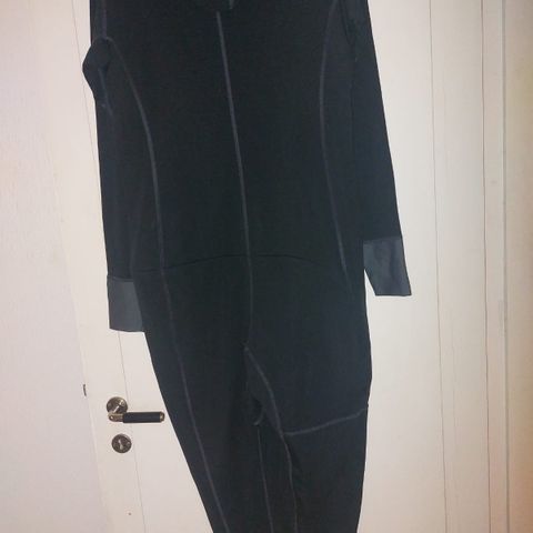 Norrøna super Onepiece. Str XL. Dame.