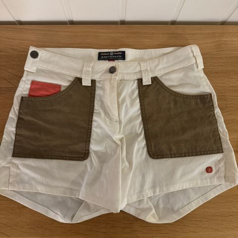 Amundsen 5 incher field shorts